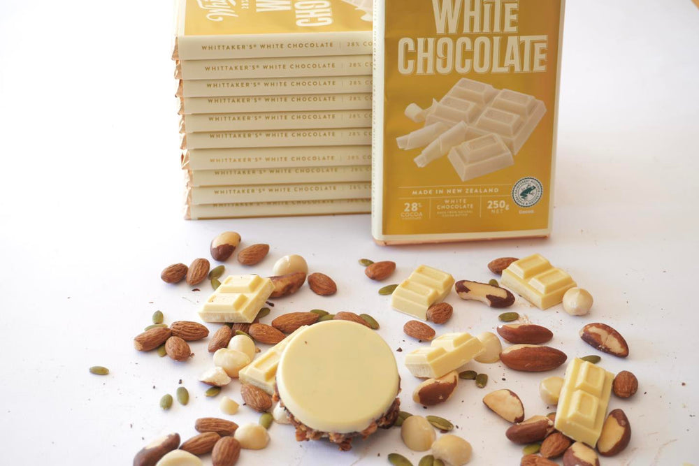 NUT BABY WHITE CHOCOLATE NUT BAR