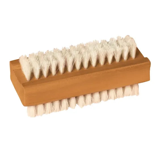 WOODEN NAILBRUSH SINGLE