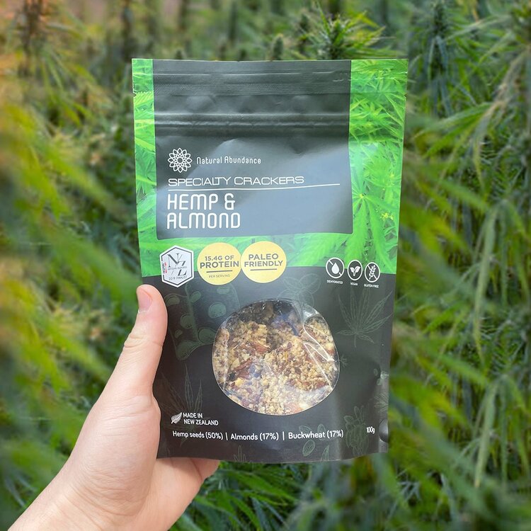 NATURAL ABUNDANCE CRACKERS HEMP ALMOND 100G